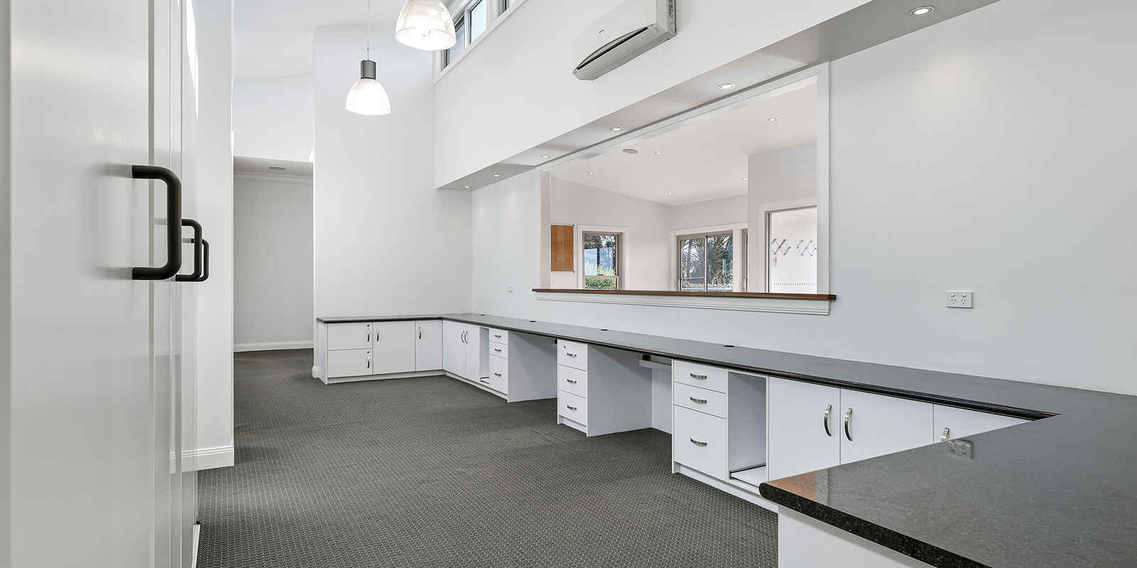 12 Illawarra Highway Moss Vale