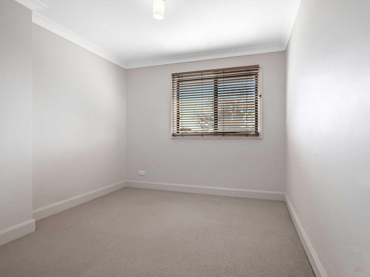 16/3 Suttor Road Moss Vale