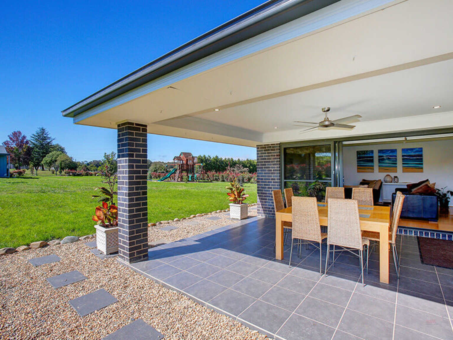 24 Windsor Crescent Moss Vale