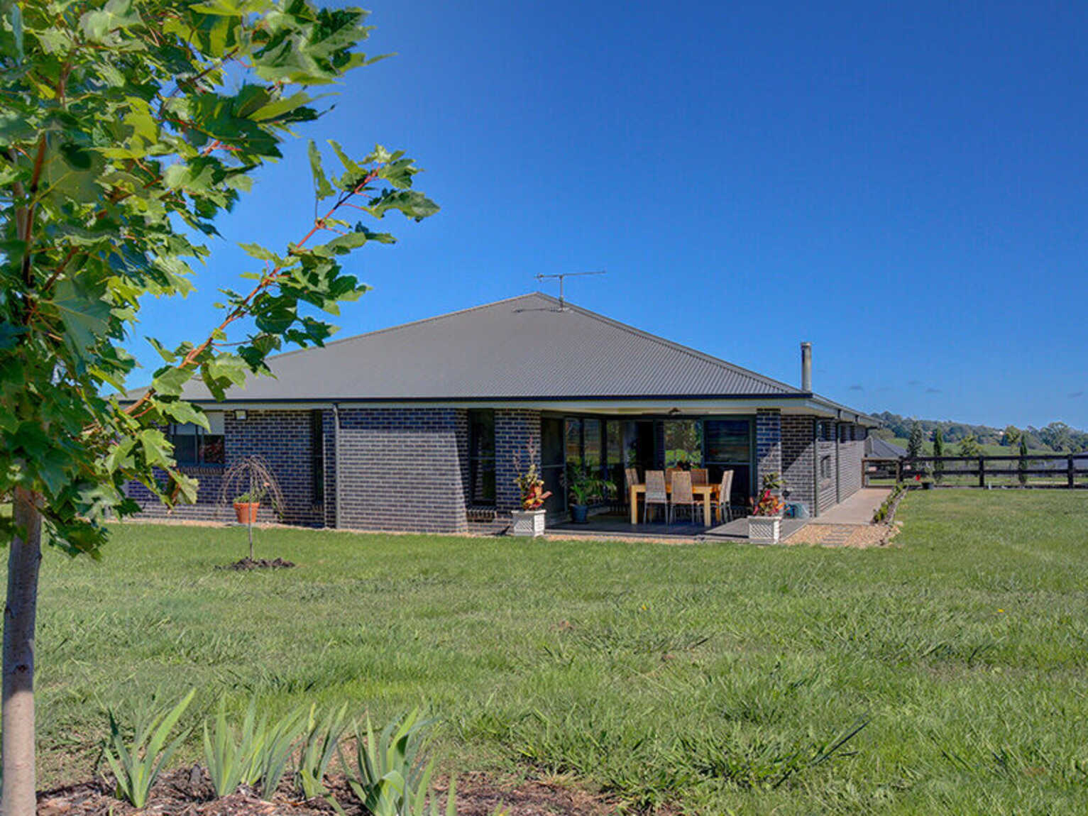 24 Windsor Crescent Moss Vale