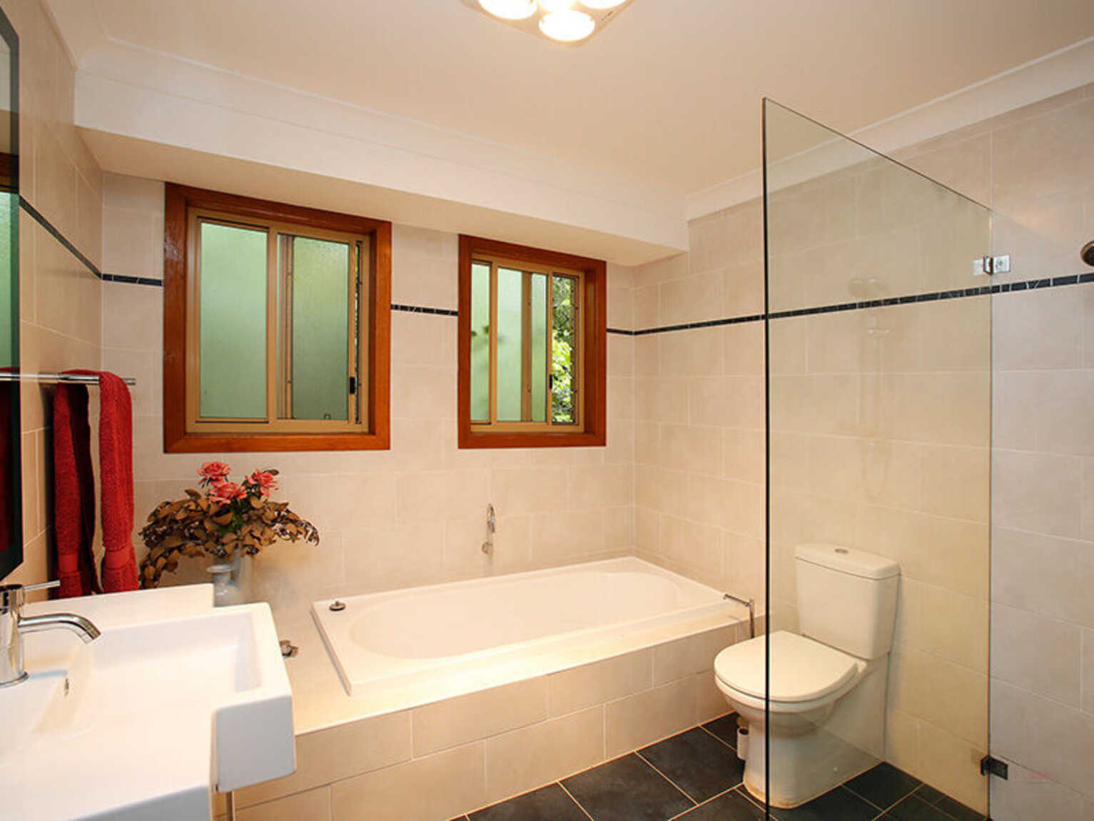 12 Watkins Drive Moss Vale 12 Watkins Drive Moss Vale