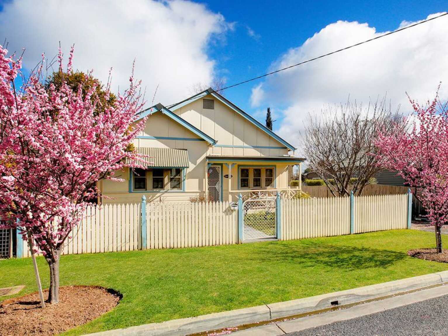 2 Suttor Road Moss Vale