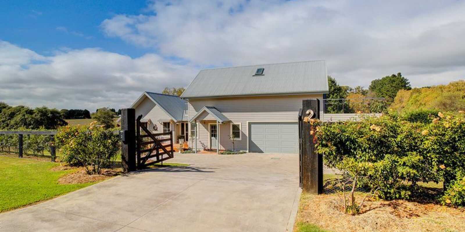 2 Hazelton Drive Moss Vale