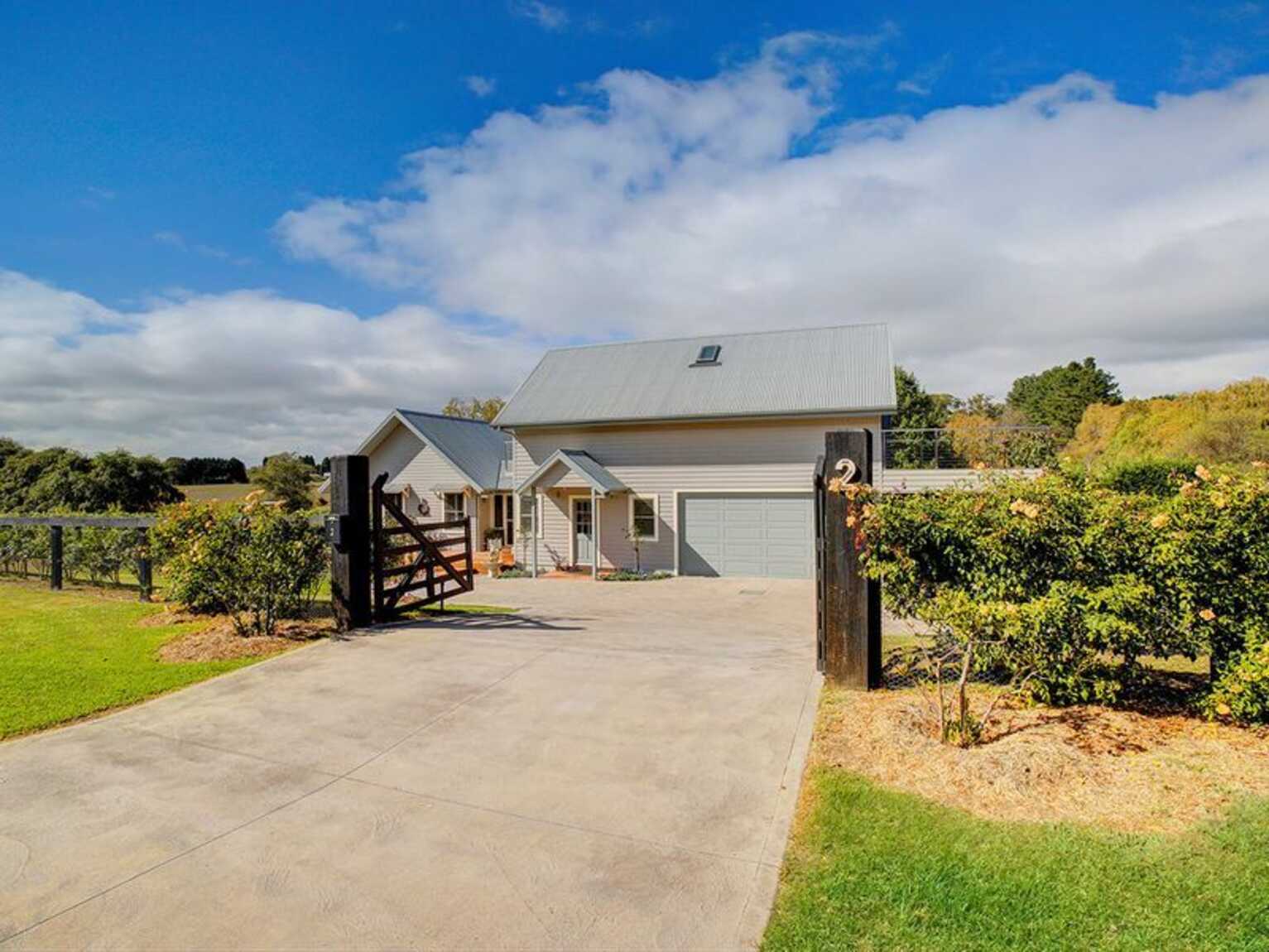 2 Hazelton Drive Moss Vale