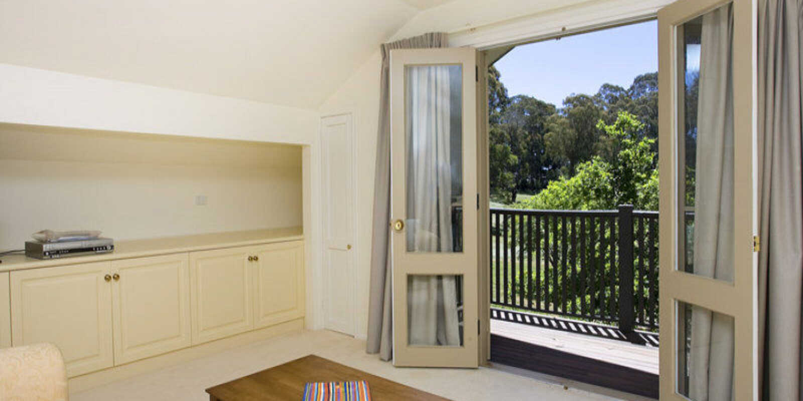 45 Wildes Meadow Road Wildes Meadow