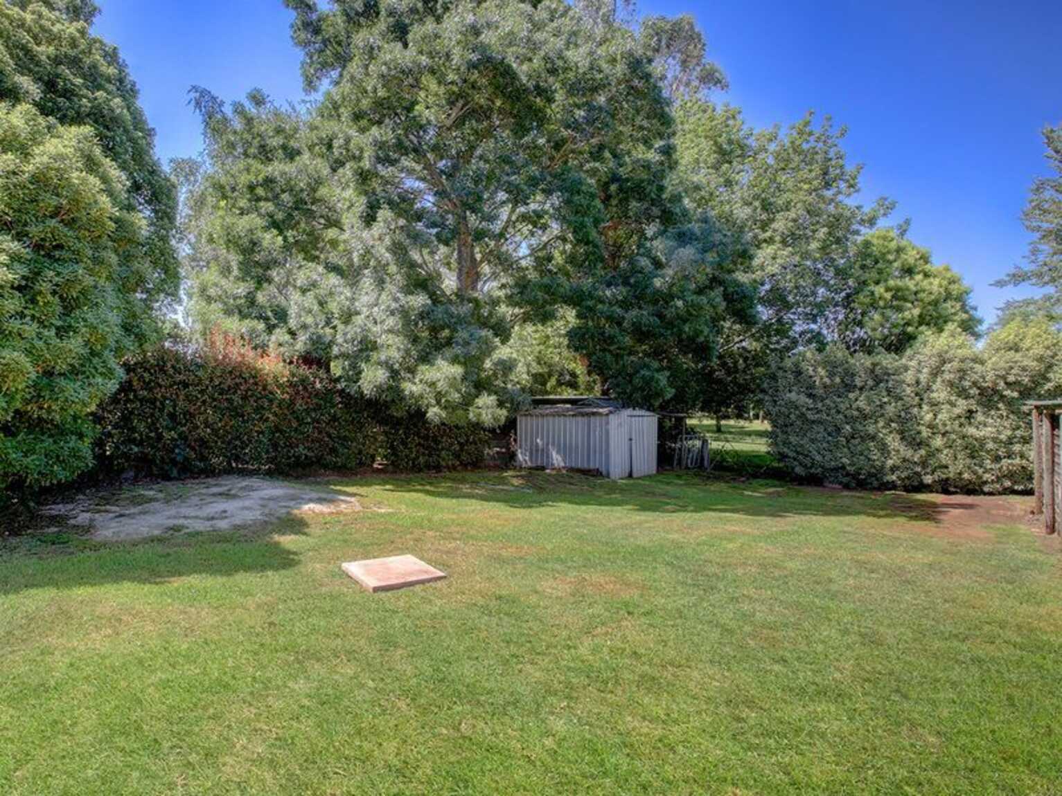 65 Middle Road Exeter