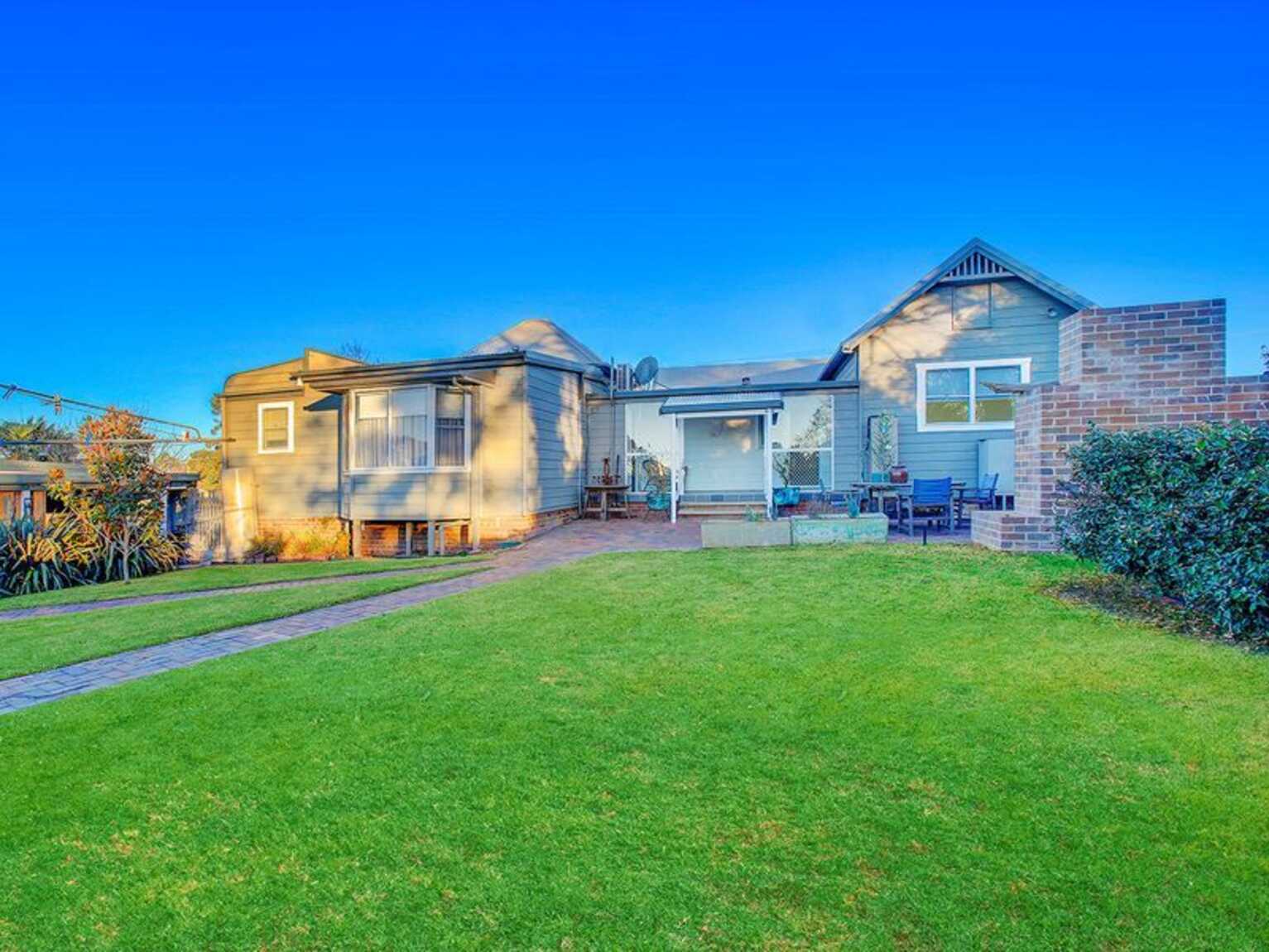 9 Broughton Street Moss Vale