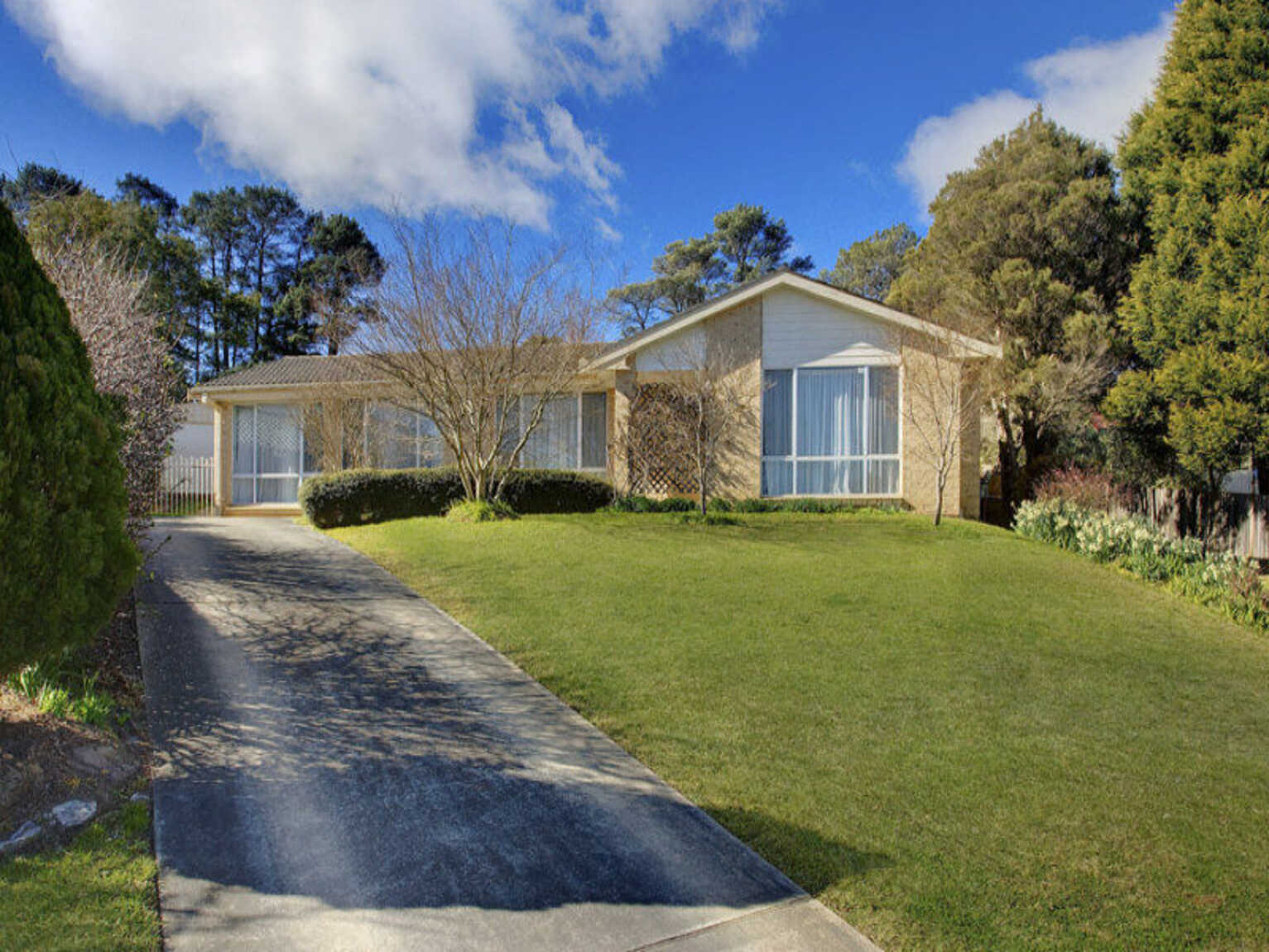 38 Simon Place Moss Vale