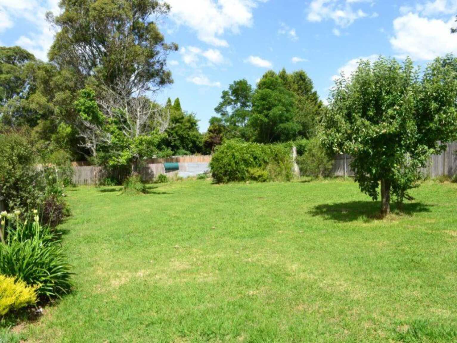 8 Yarrawa Road Moss Vale 8 Yarrawa Road Moss Vale