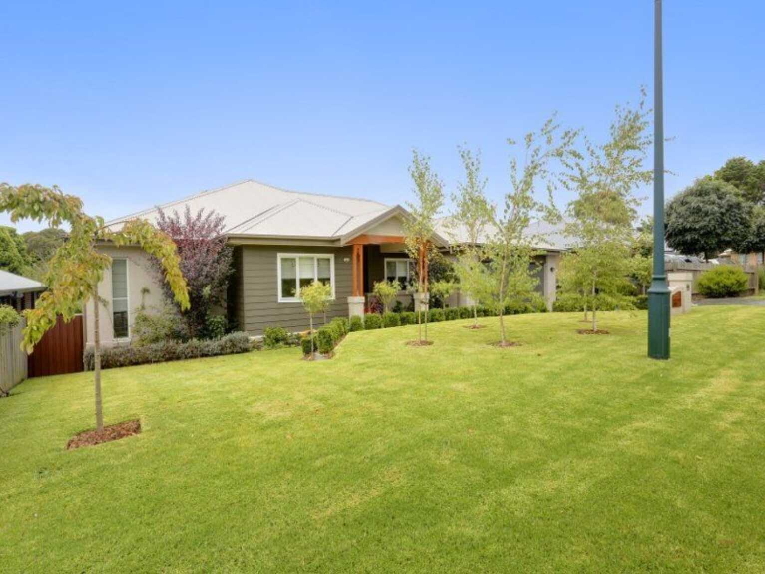 10 Daylesford Drive Moss Vale
