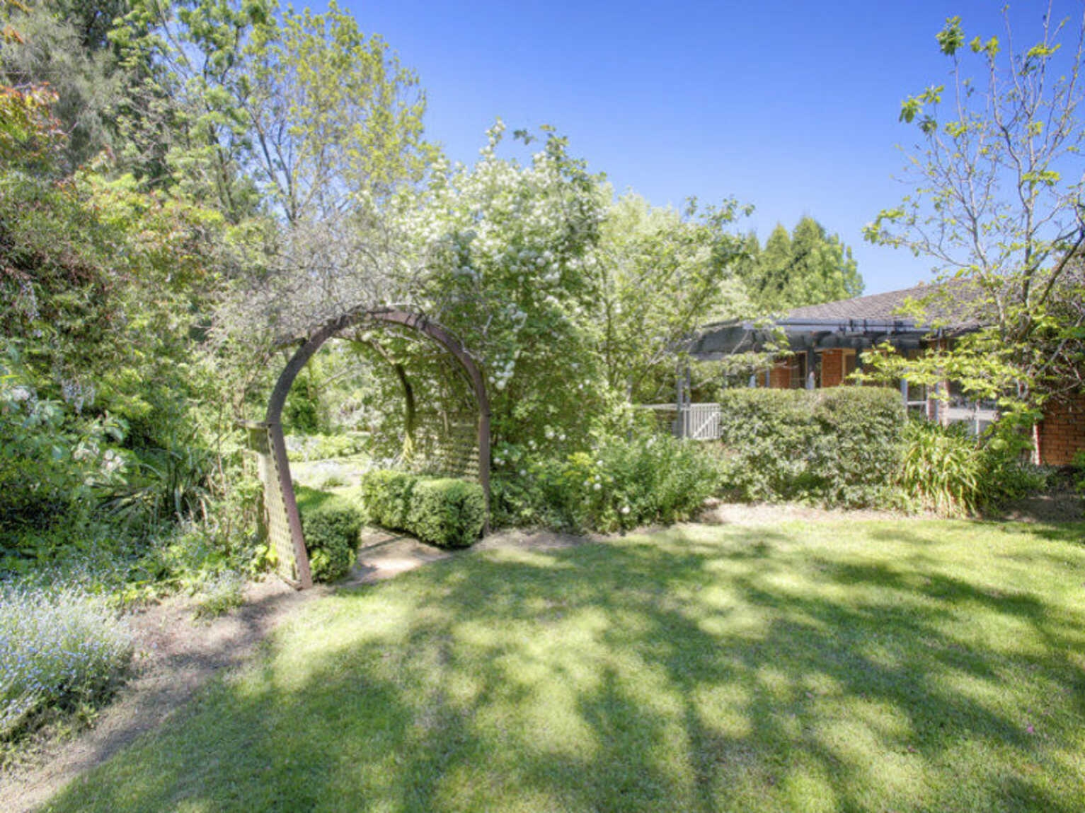 27 Sunninghill Avenue Burradoo 27 Sunninghill Avenue Burradoo
