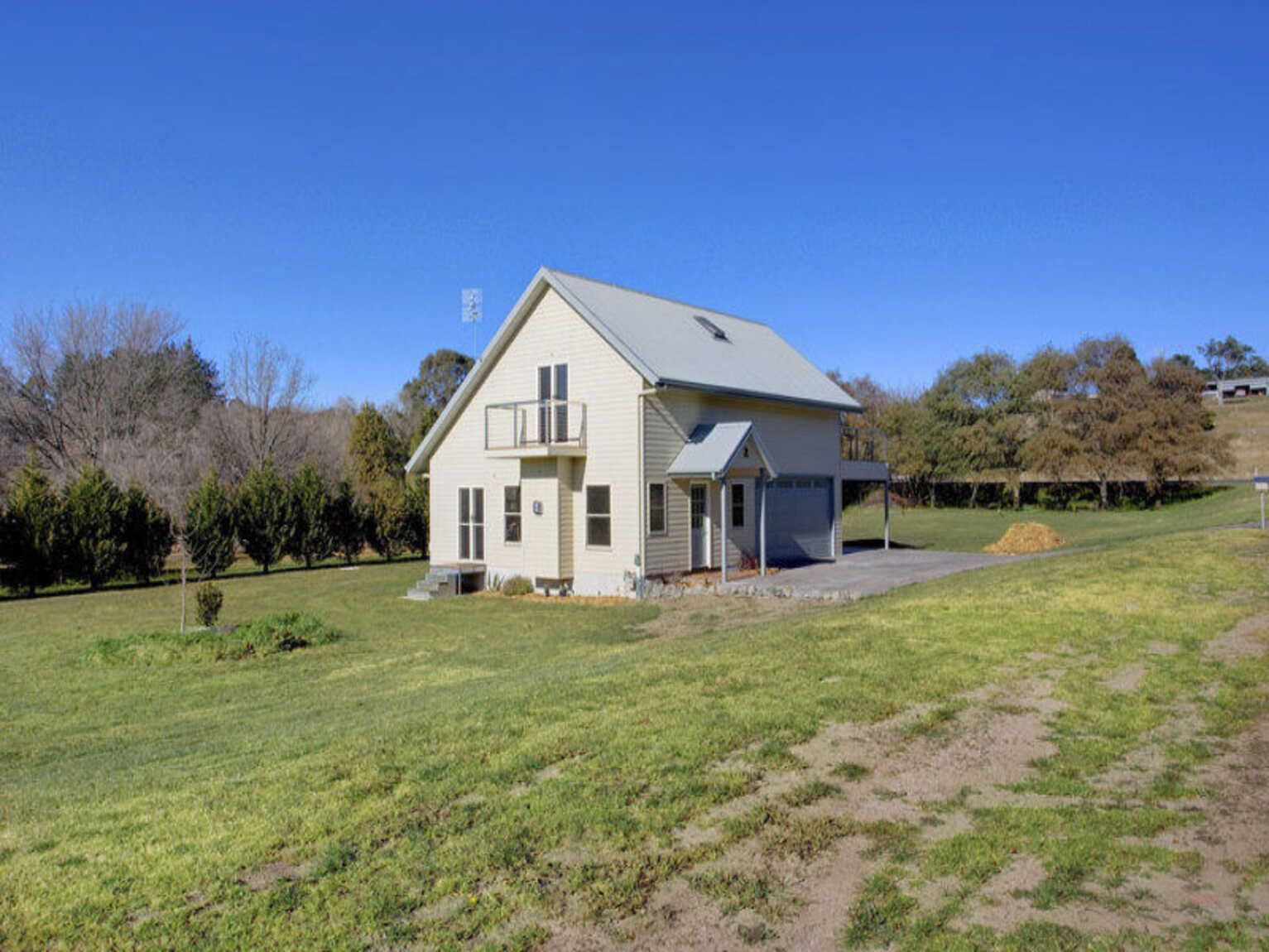 2 Hazelton Drive Moss Vale