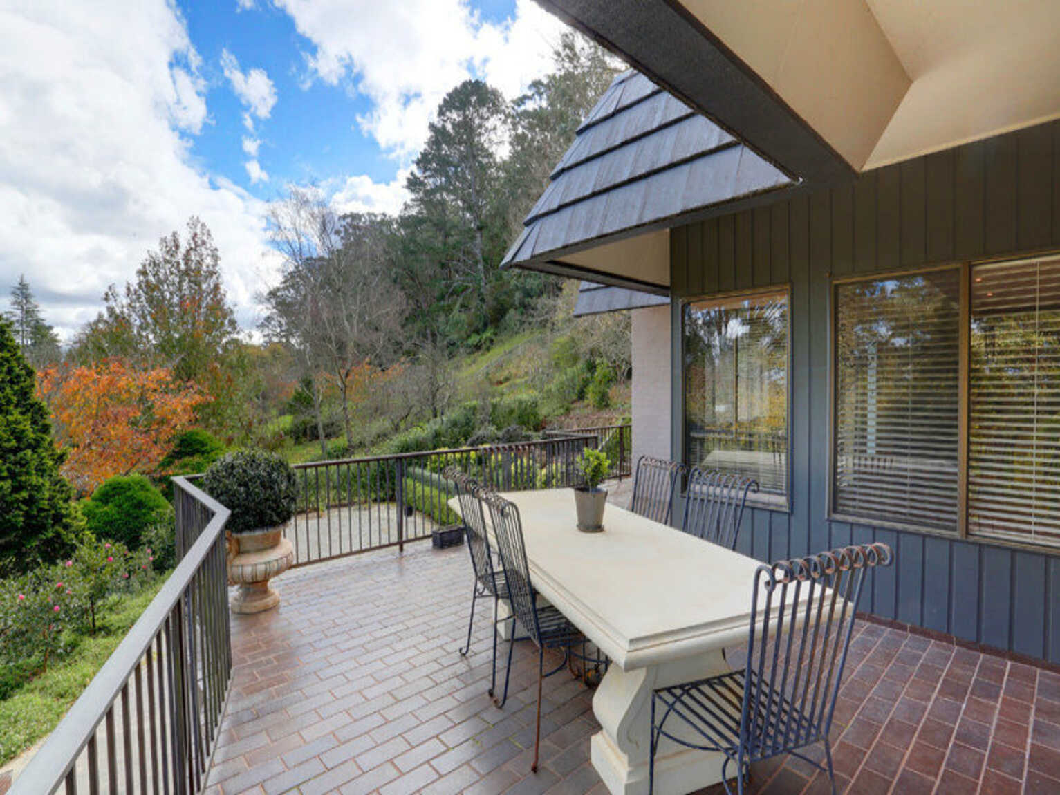 24 Gladstone Road Bowral