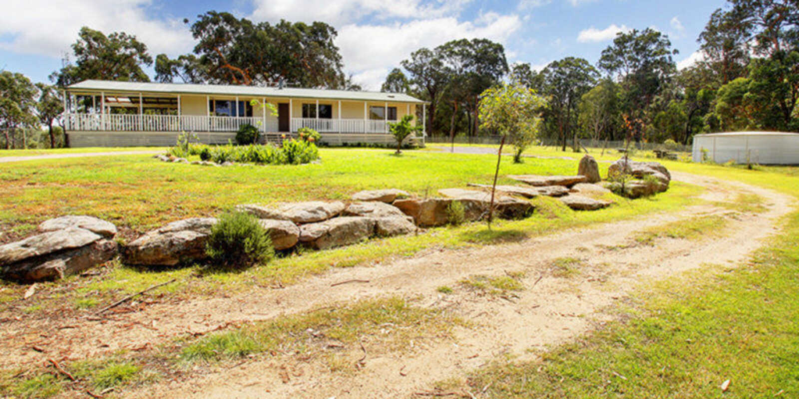 1111 Tugalong Road Canyonleigh