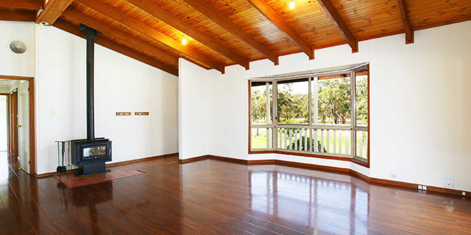 1111 Tugalong Road Canyonleigh