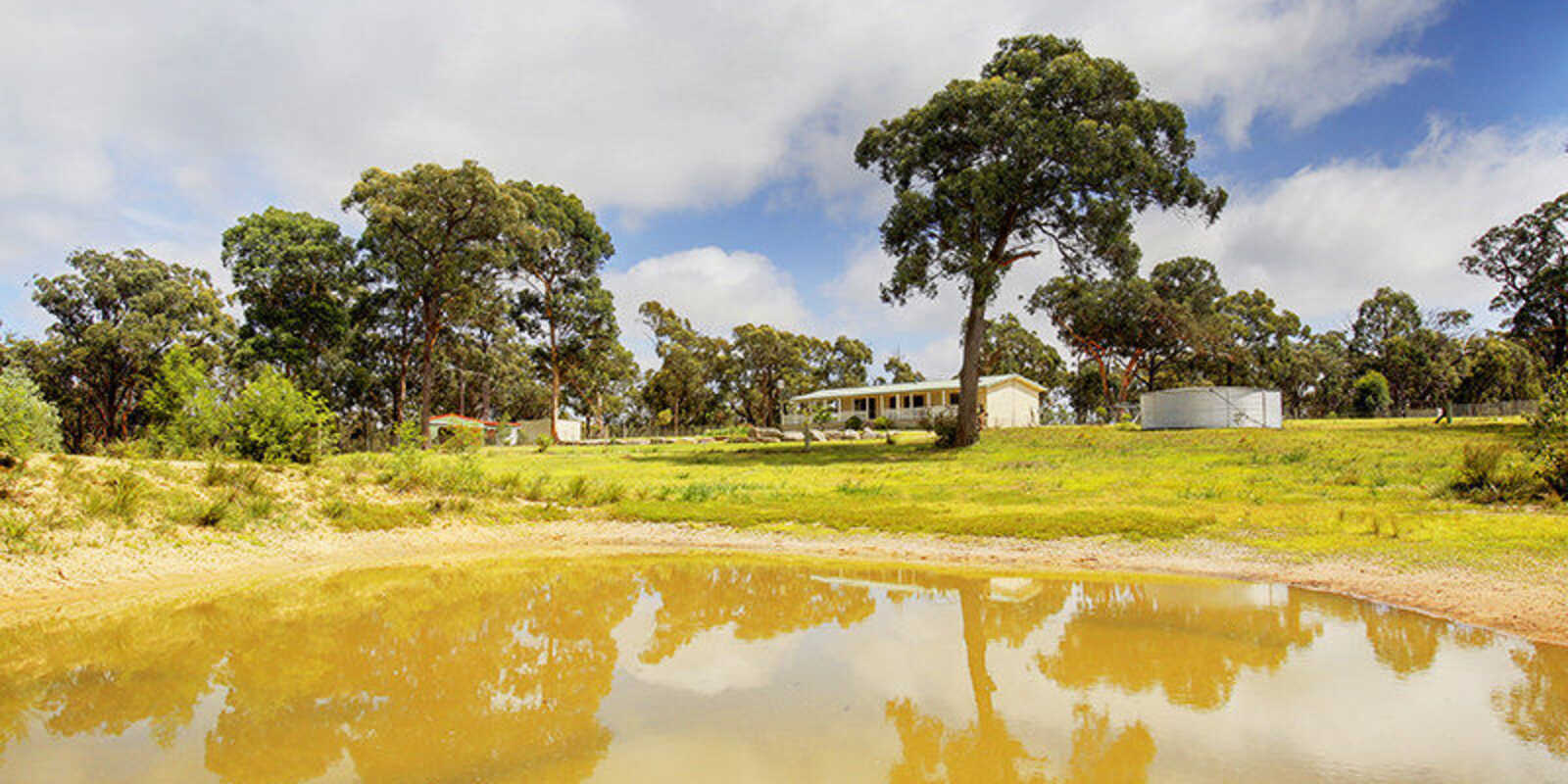 1111 Tugalong Road Canyonleigh