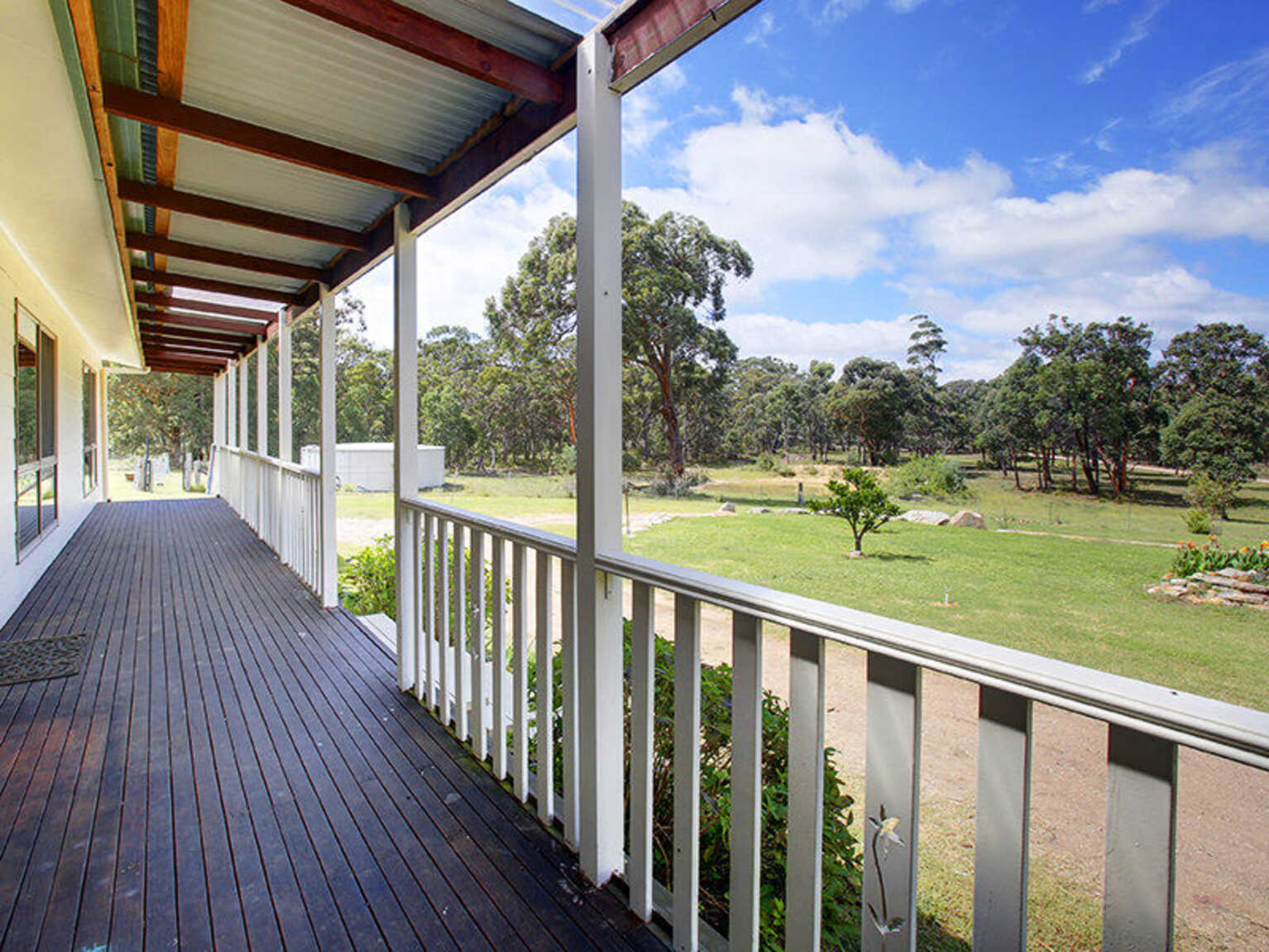 1111 Tugalong Road Canyonleigh