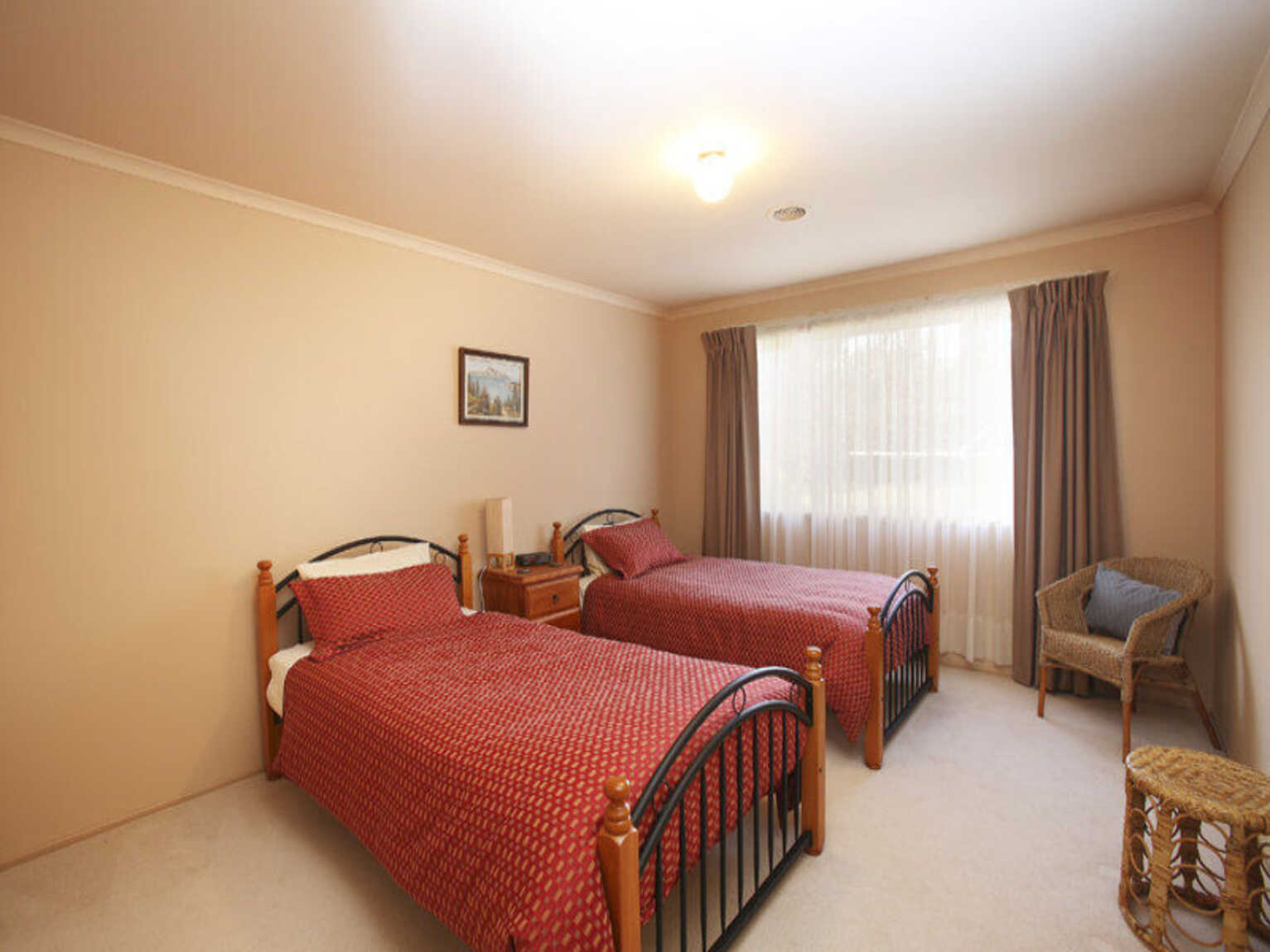 8 Cooke Place Moss Vale 8 Cooke Place Moss Vale