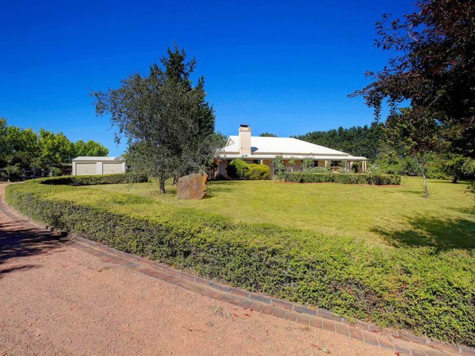 25 Springhill Grove Sutton Forest
