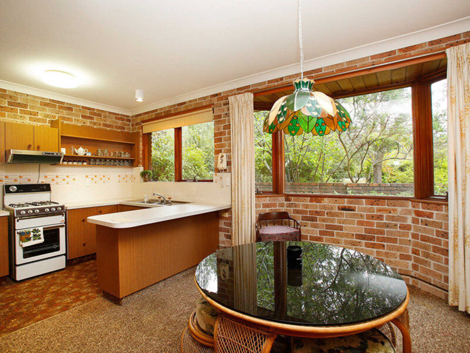 17 Hurlingham Avenue Burradoo 17 Hurlingham Avenue Burradoo