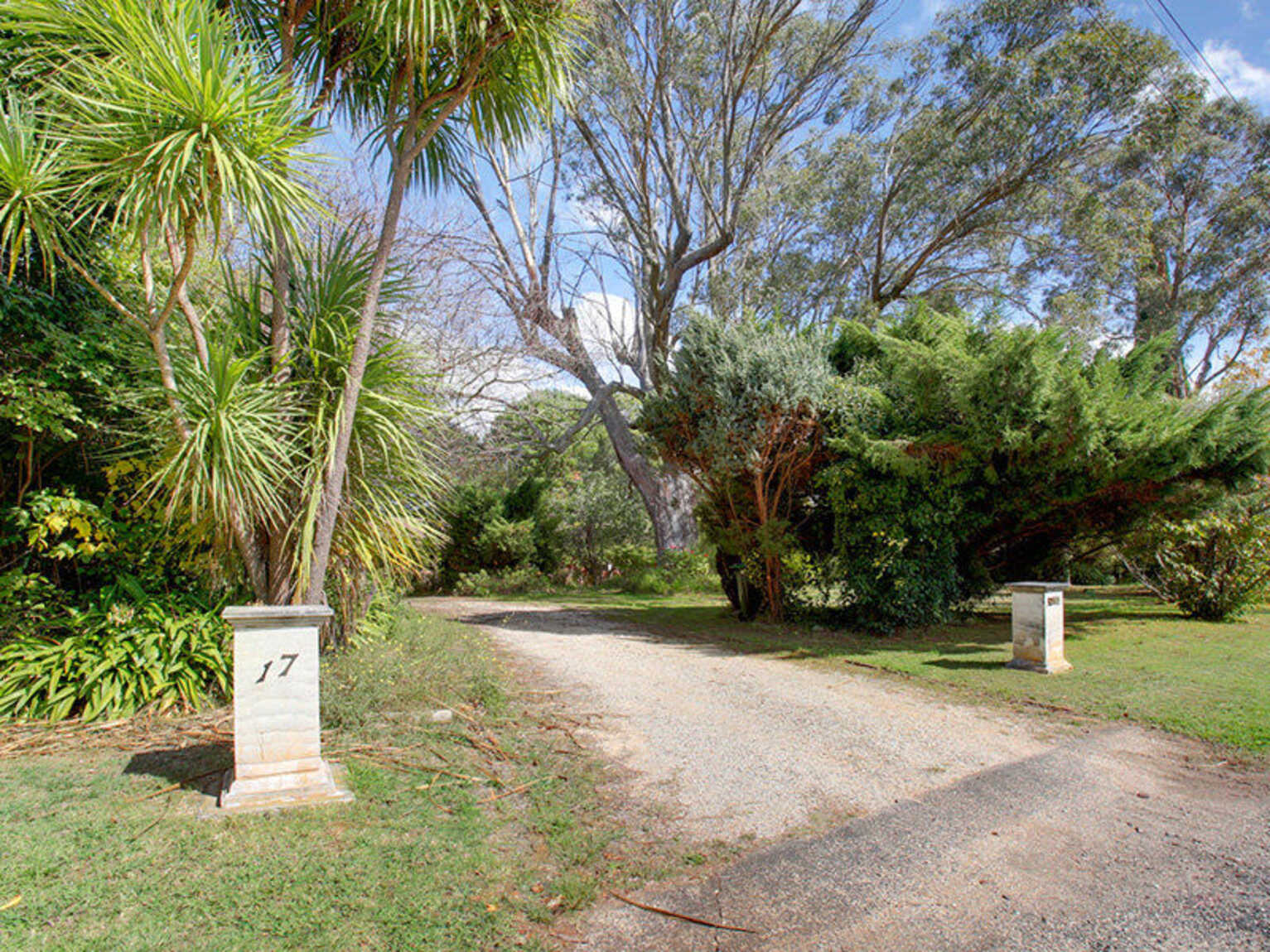 17 Hurlingham Avenue Burradoo 17 Hurlingham Avenue Burradoo