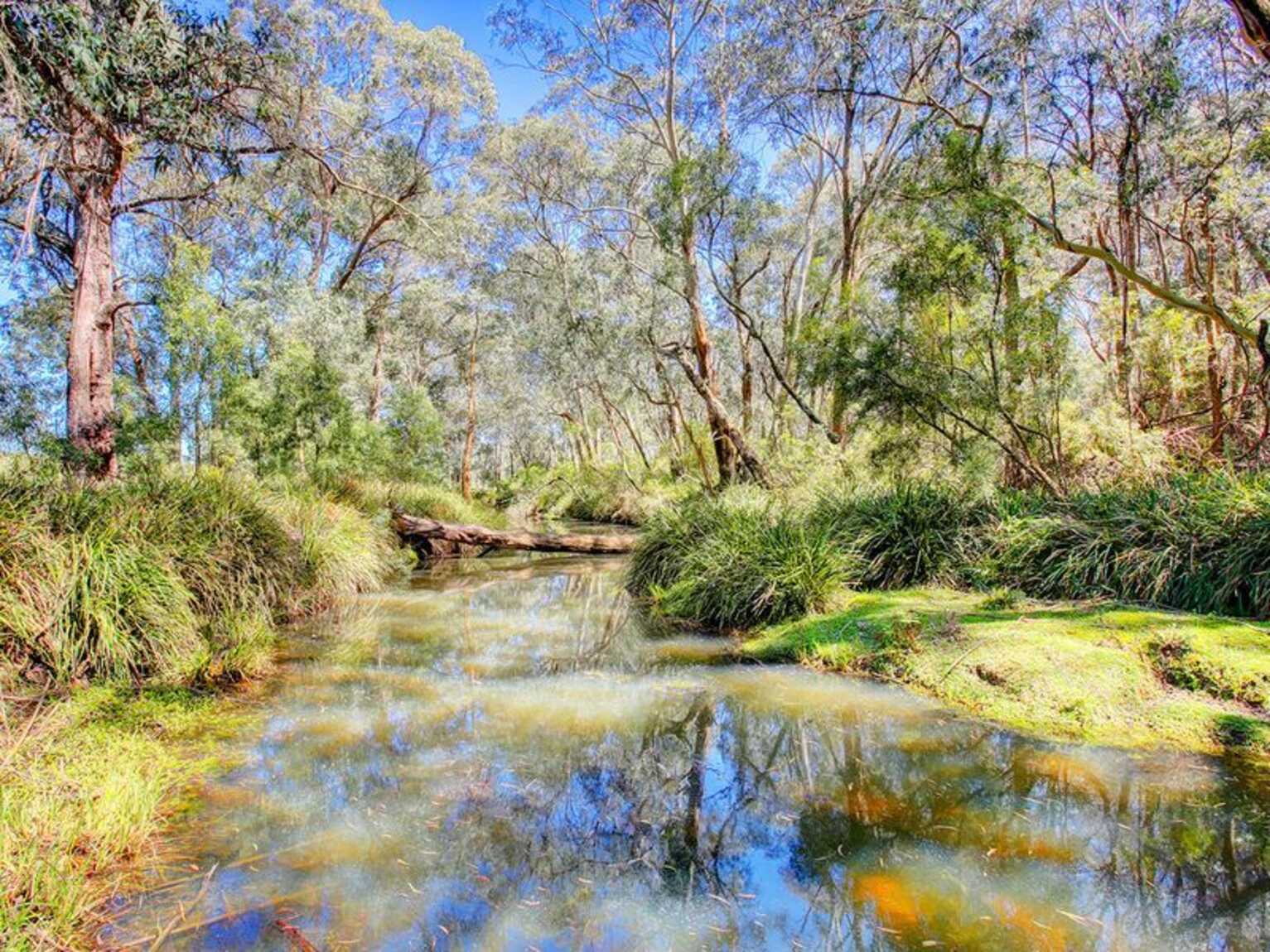 24 Shangri La Road Bundanoon