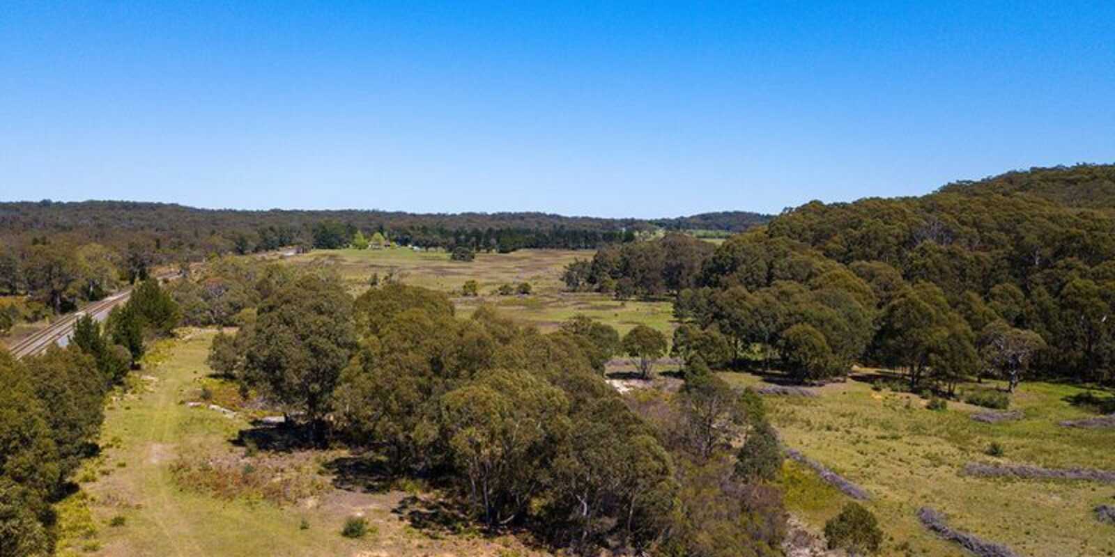24 Shangri La Road Bundanoon