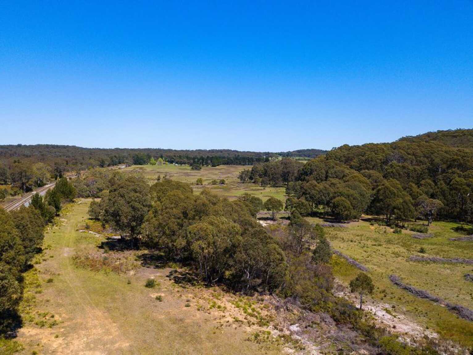 24 Shangri La Road Bundanoon
