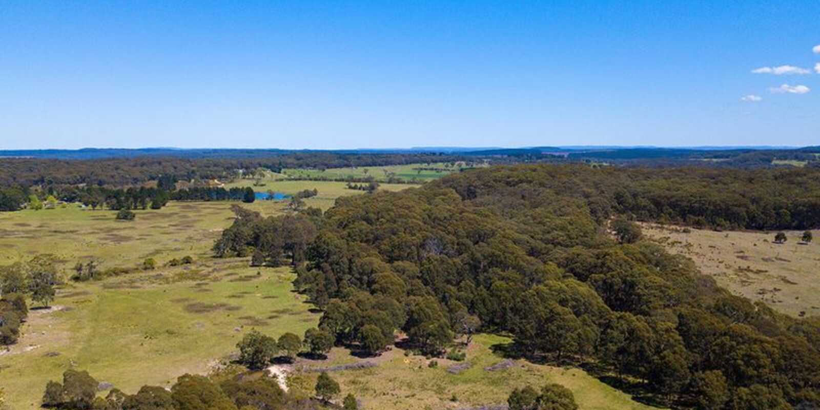 24 Shangri La Road Bundanoon