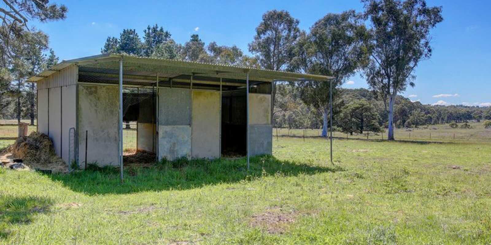 24 Shangri La Road Bundanoon