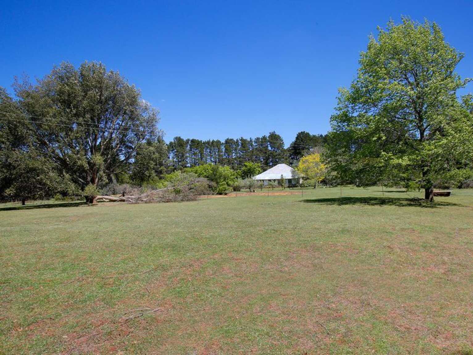 296 Caoura Road Tallong