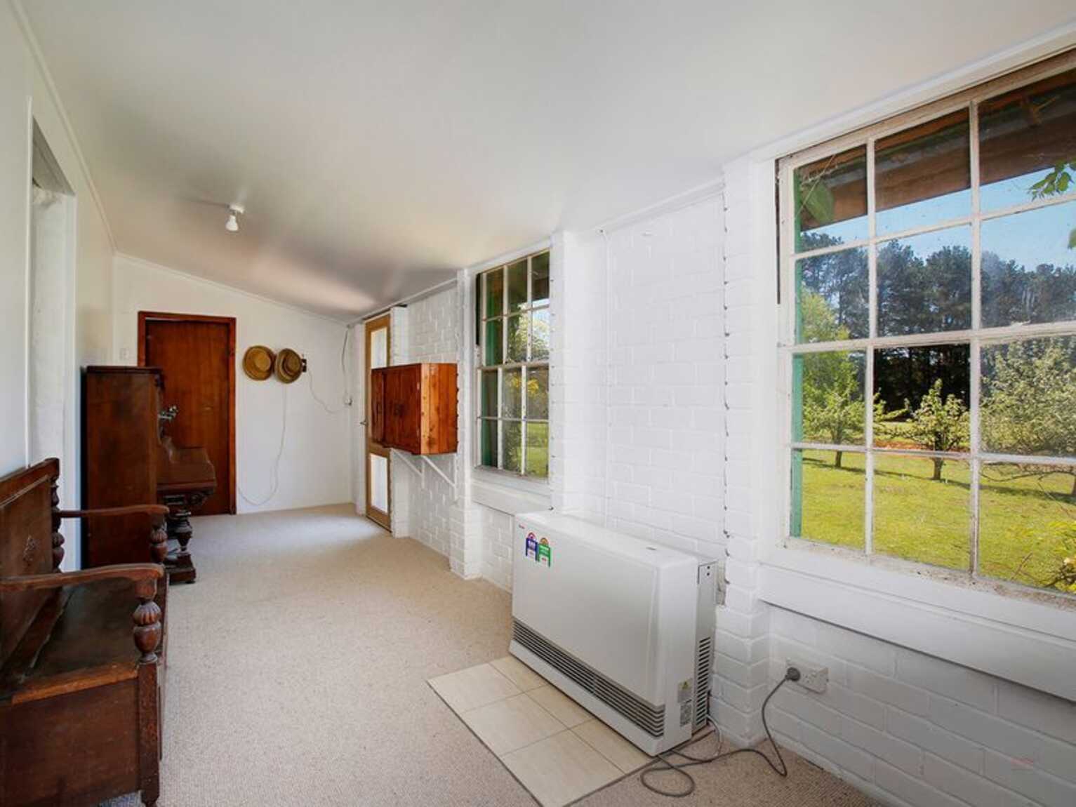 296 Caoura Road Tallong