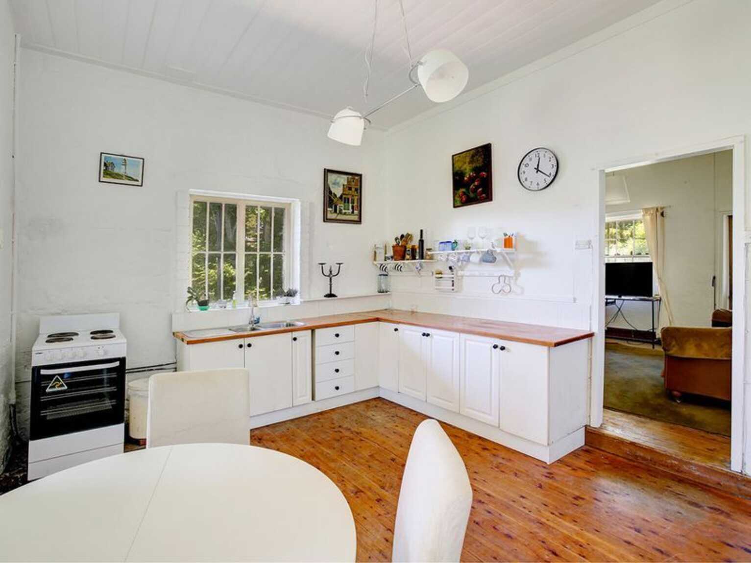 296 Caoura Road Tallong