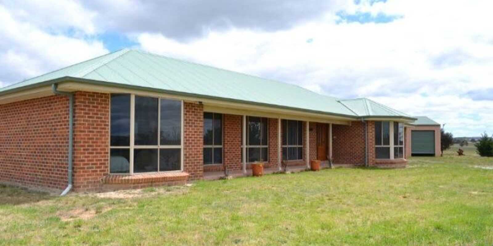 2204 Windellama Goulburn