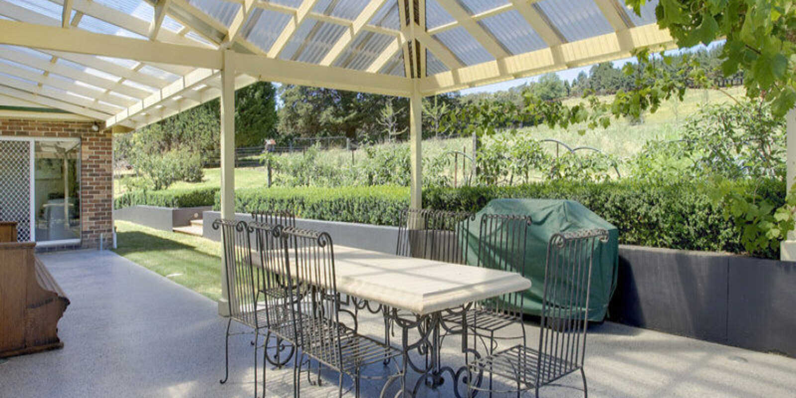 120 Nowra Road Moss Vale 120 Nowra Road Moss Vale