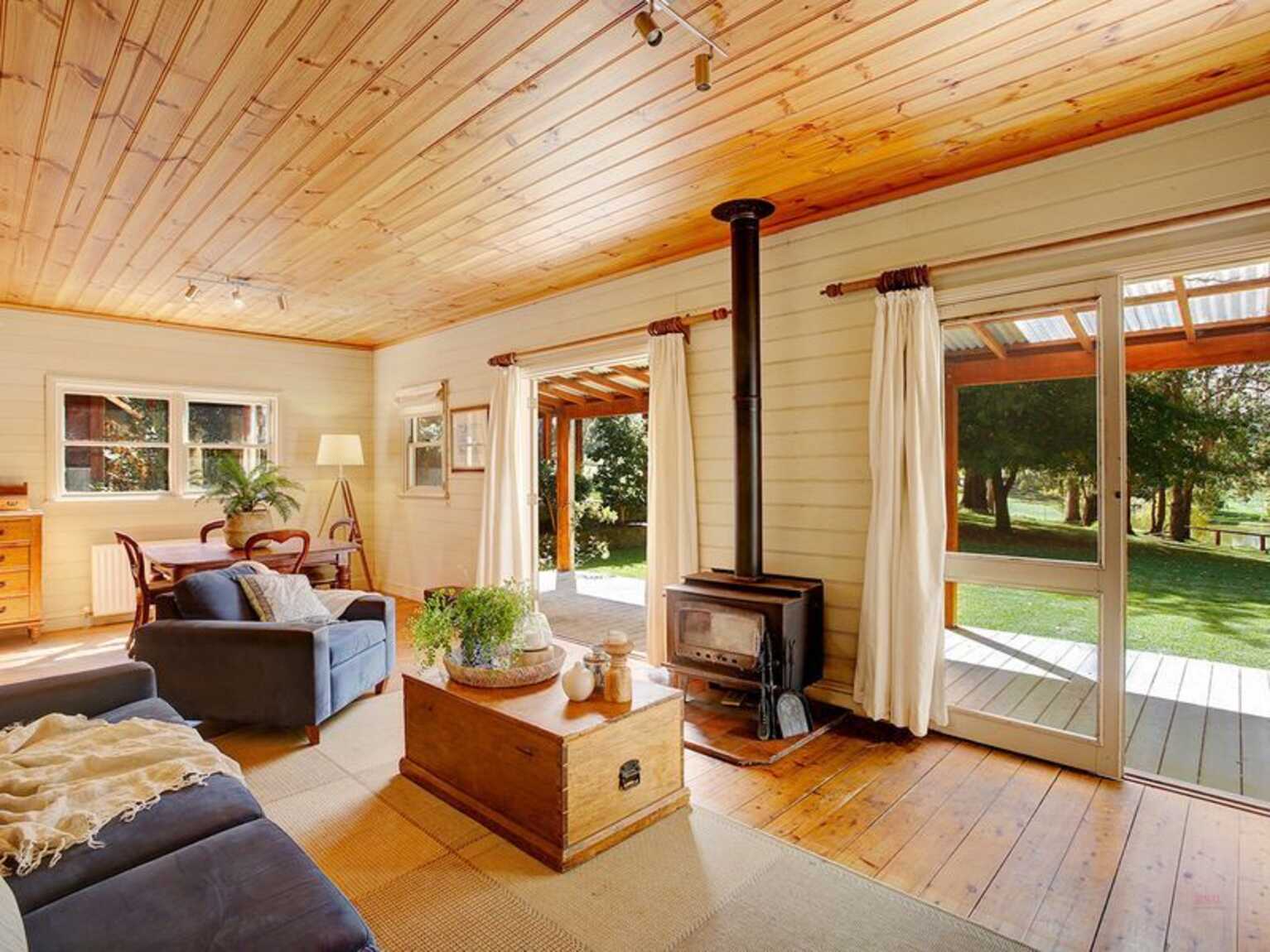 53 Ringwood Lane Exeter