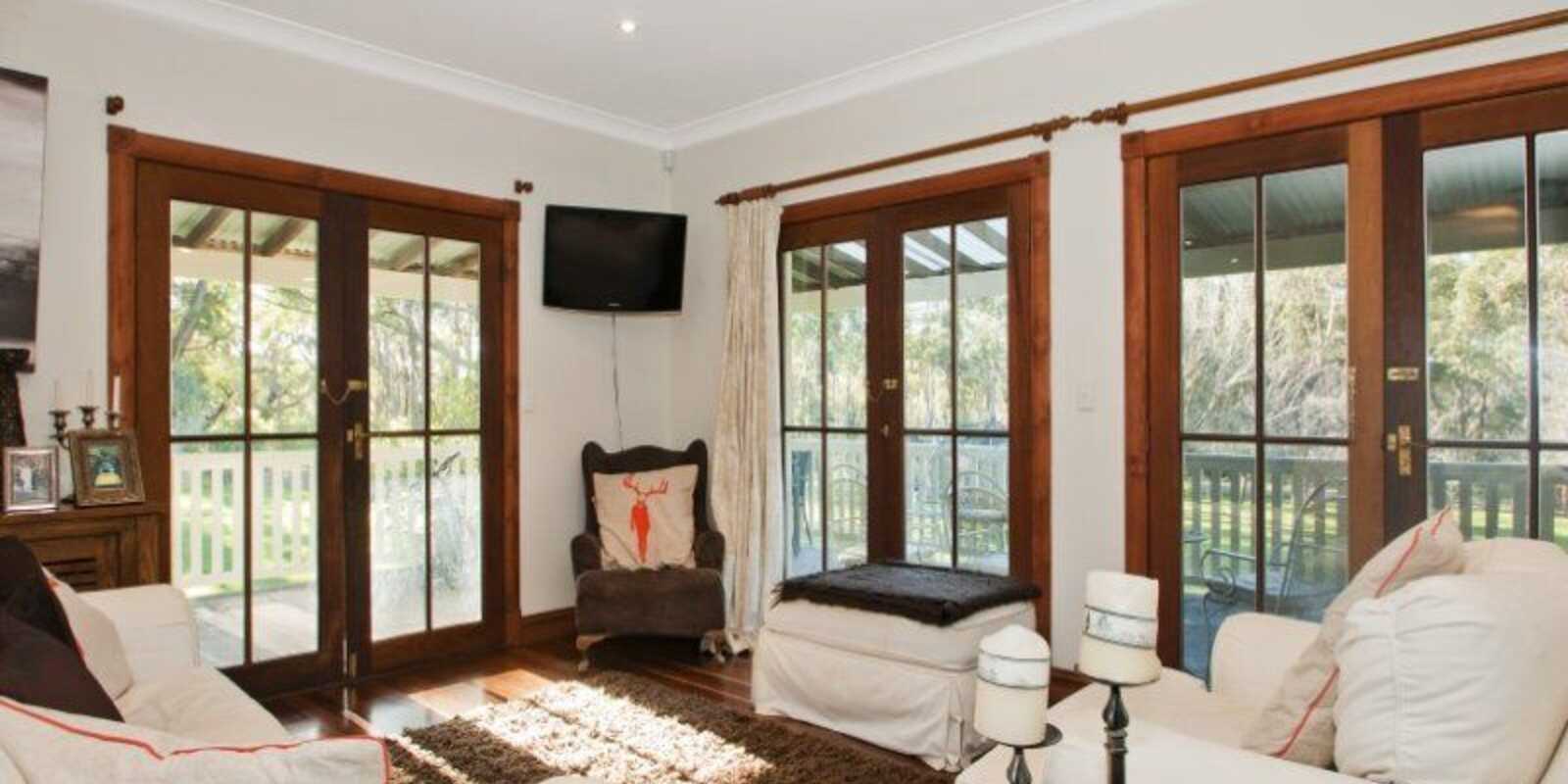 90 Corrie Road Alpine