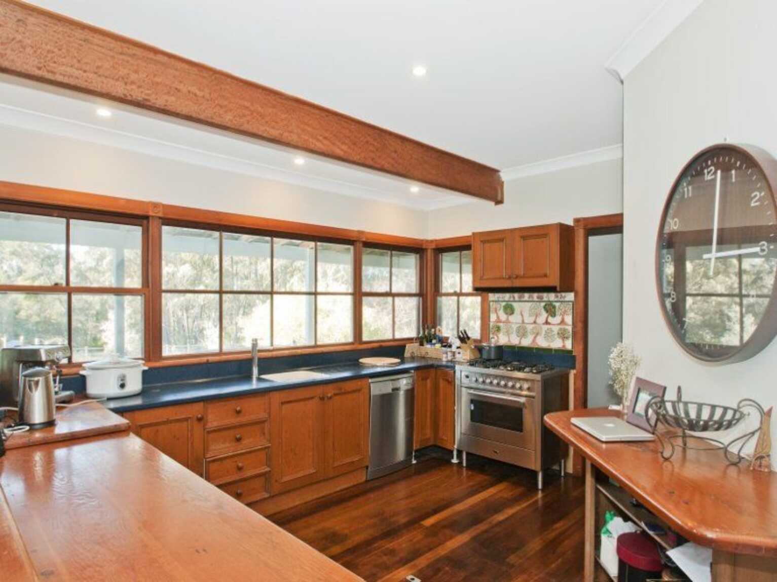 90 Corrie Road Alpine