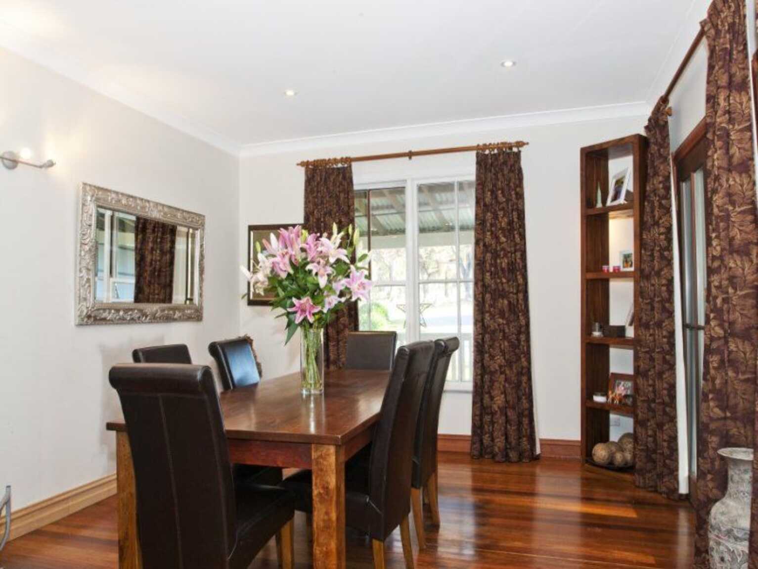 90 Corrie Road Alpine