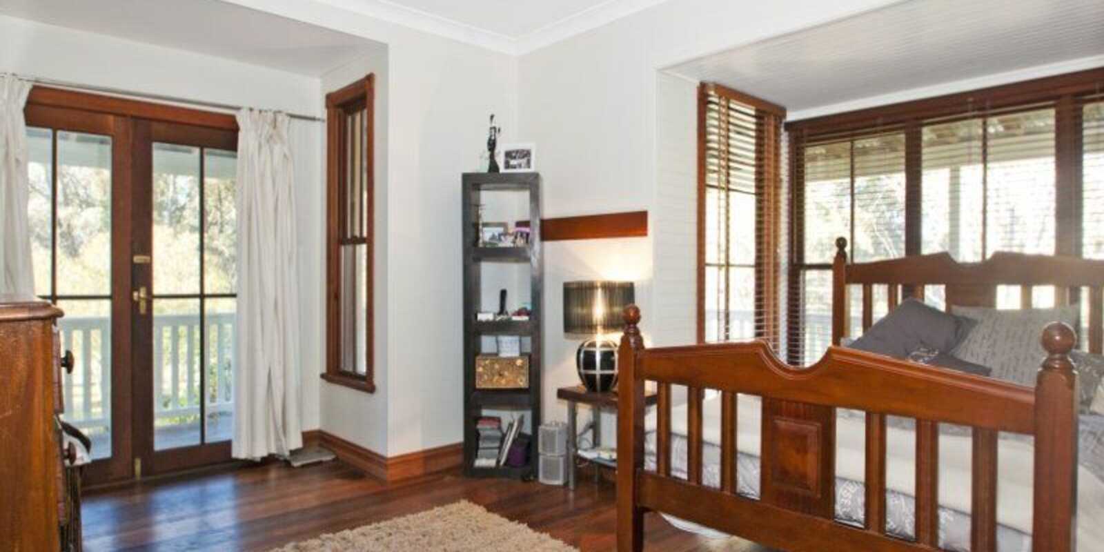 90 Corrie Road Alpine