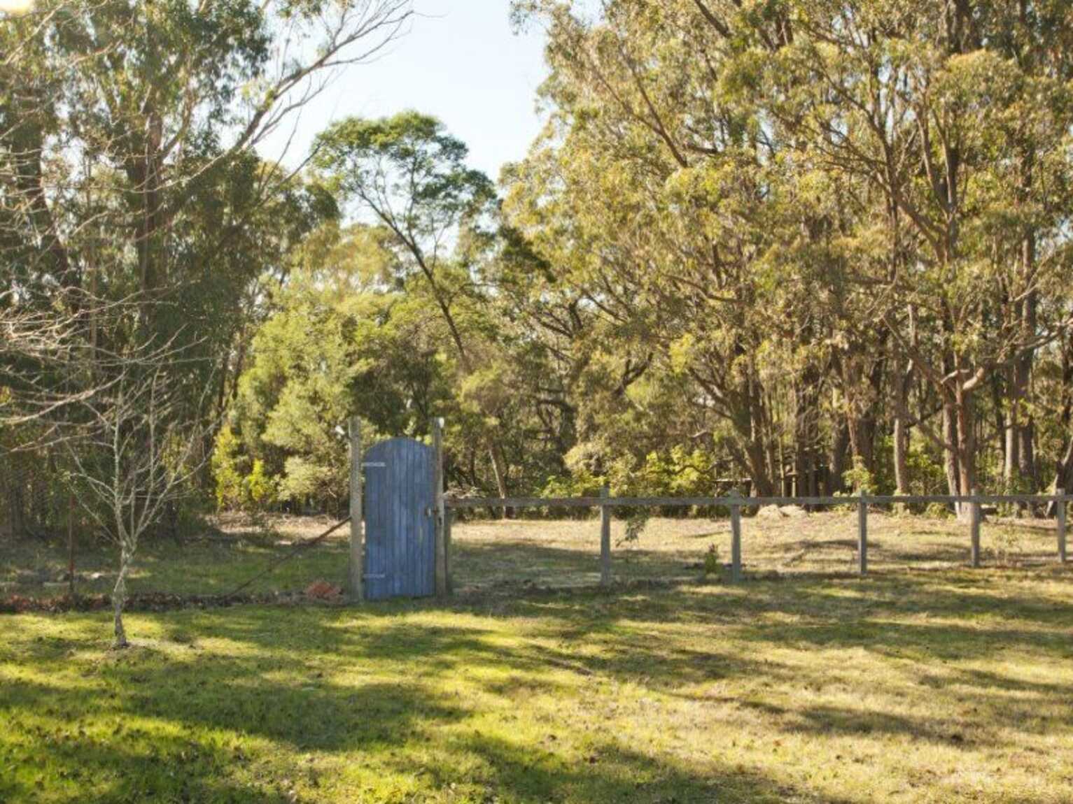90 Corrie Road Alpine