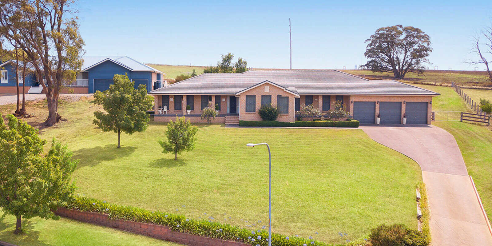 10 Windsor Crescent Moss Vale 10 Windsor Crescent Moss Vale