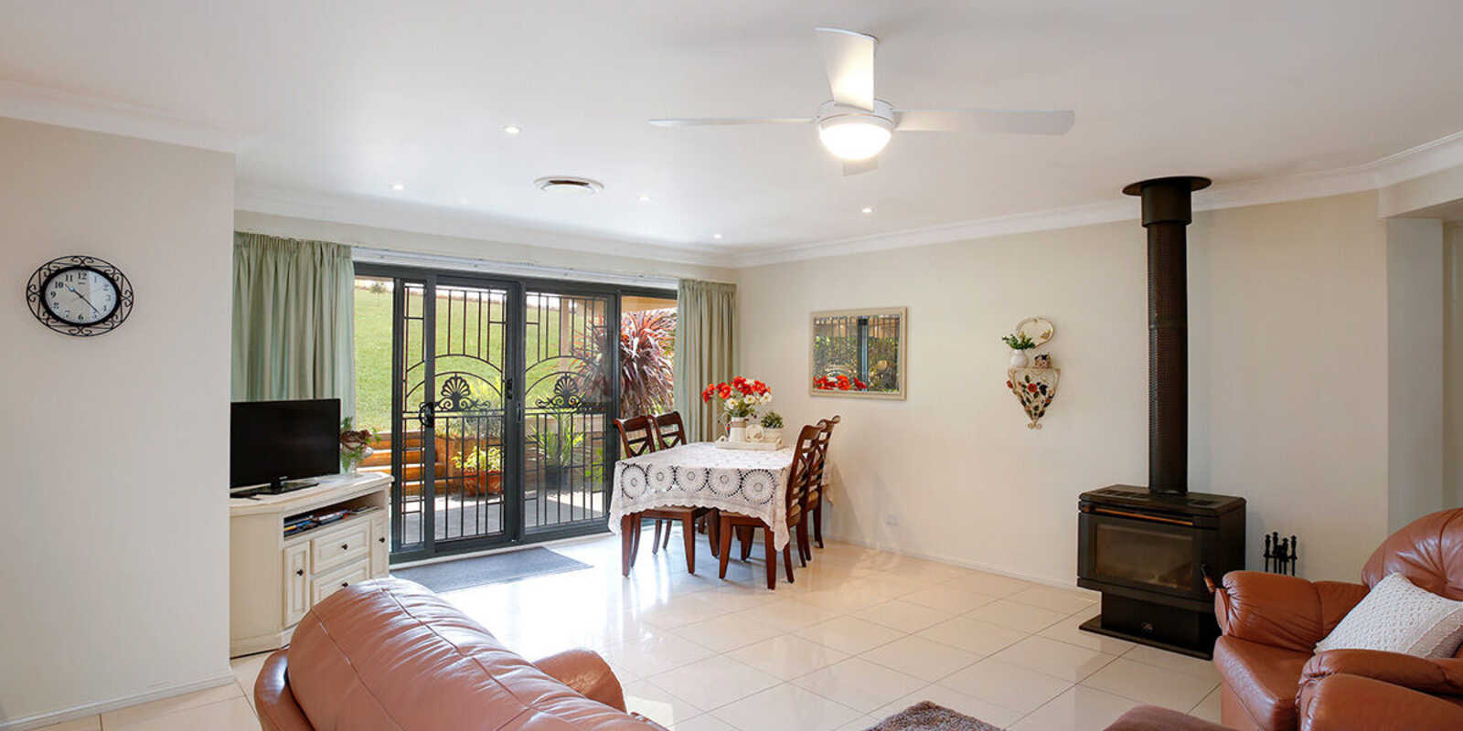 10 Windsor Crescent Moss Vale 10 Windsor Crescent Moss Vale