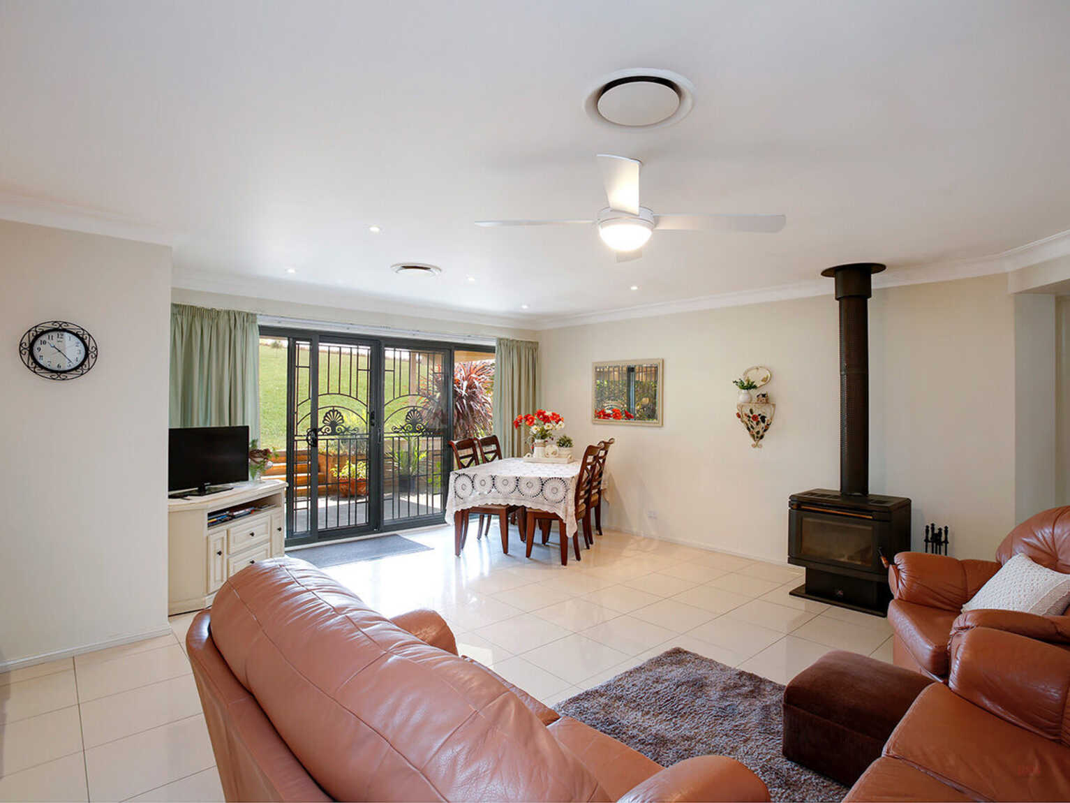 10 Windsor Crescent Moss Vale 10 Windsor Crescent Moss Vale