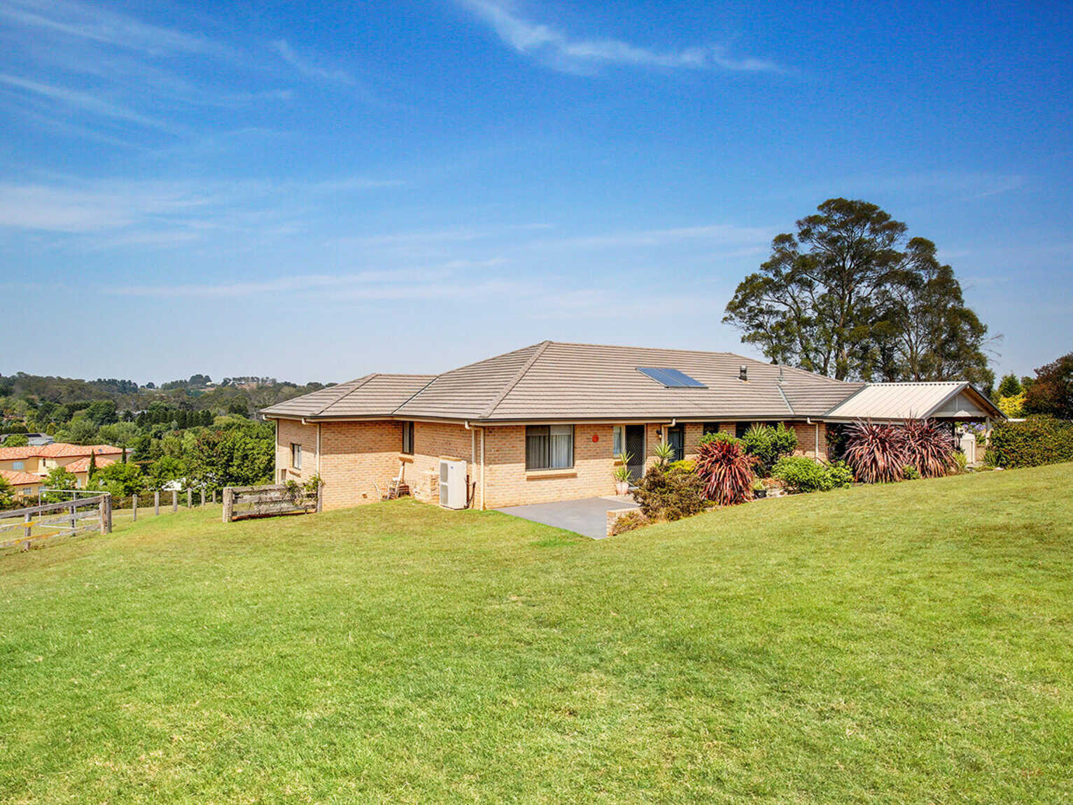 10 Windsor Crescent Moss Vale 10 Windsor Crescent Moss Vale