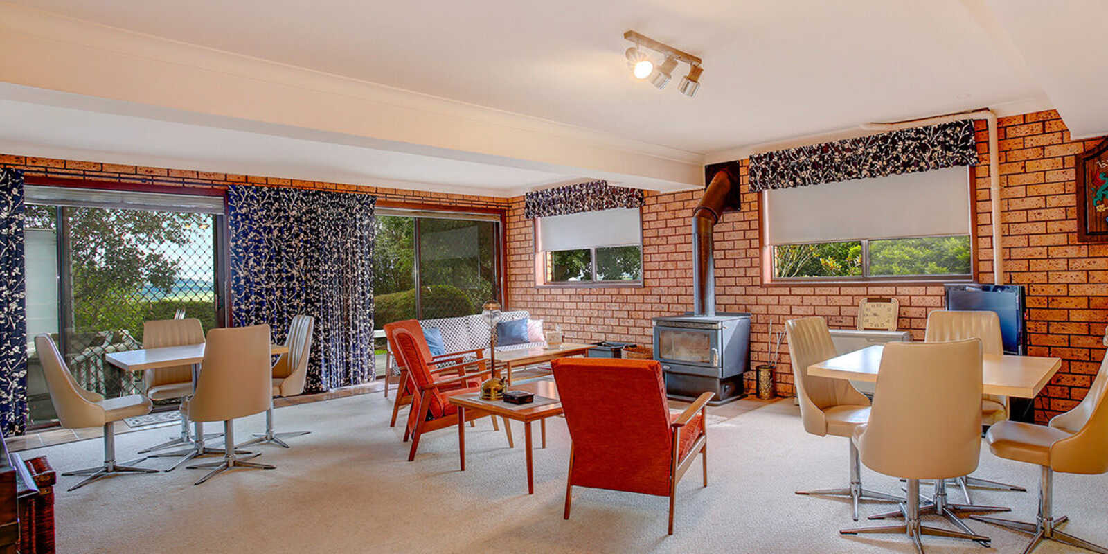 23 - 25 Dengate Crescent Moss Vale 23 - 25 Dengate Crescent Moss Vale