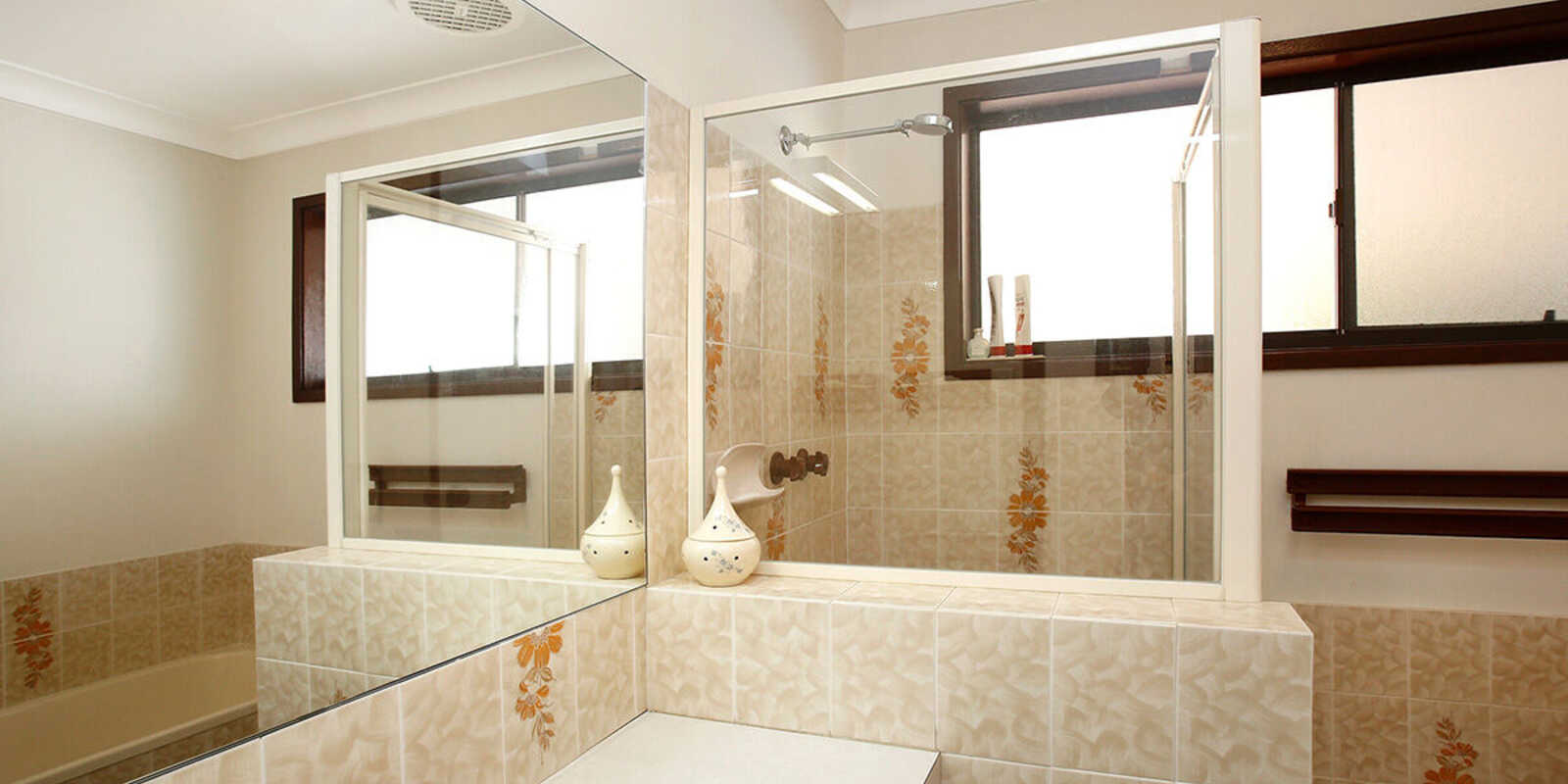 23 - 25 Dengate Crescent Moss Vale 23 - 25 Dengate Crescent Moss Vale