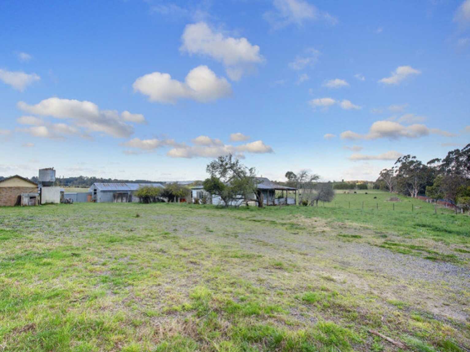Yooralla 353 Yarrawa Road Moss Vale Yooralla 353 Yarrawa Road Moss Vale