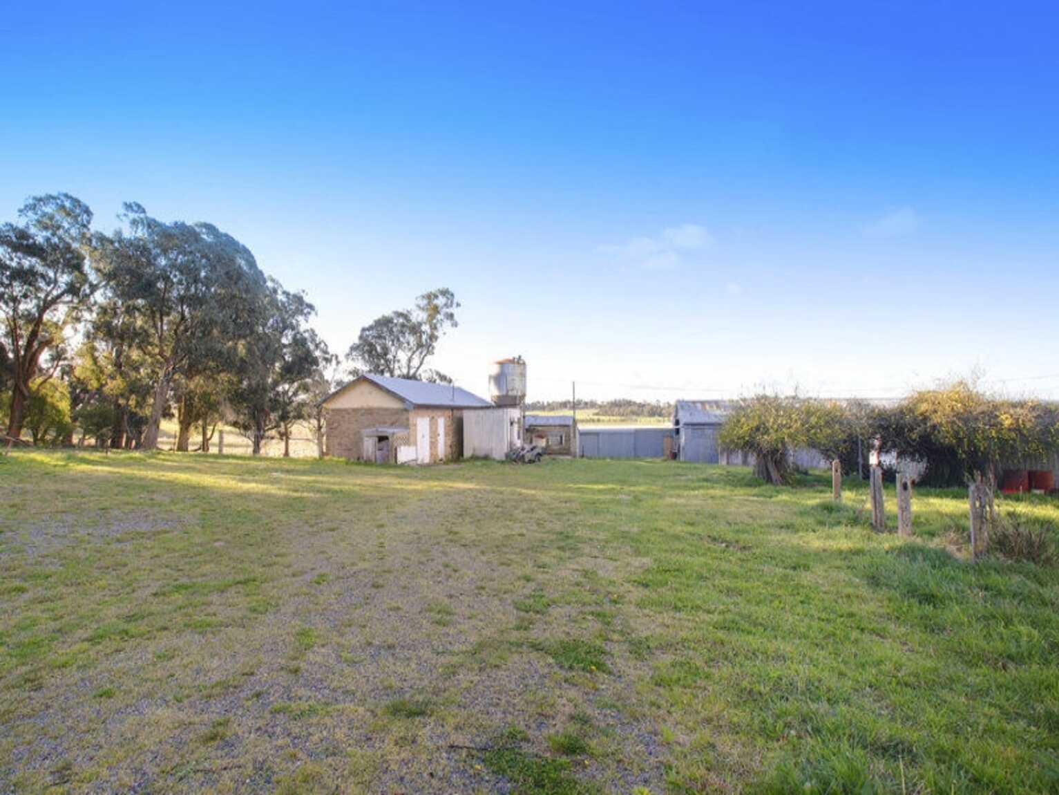 Yooralla 353 Yarrawa Road Moss Vale Yooralla 353 Yarrawa Road Moss Vale