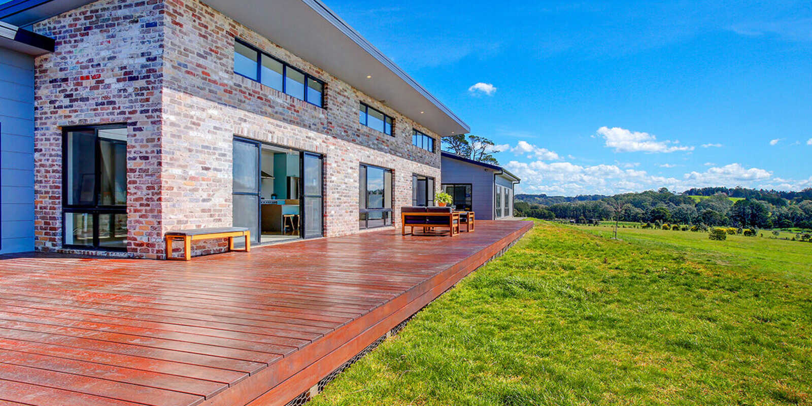 76 Ringwood Lane Exeter